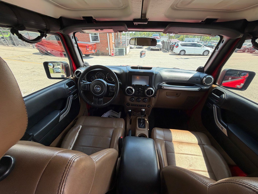 2012 Jeep Wrangler Unlimited Image 18
