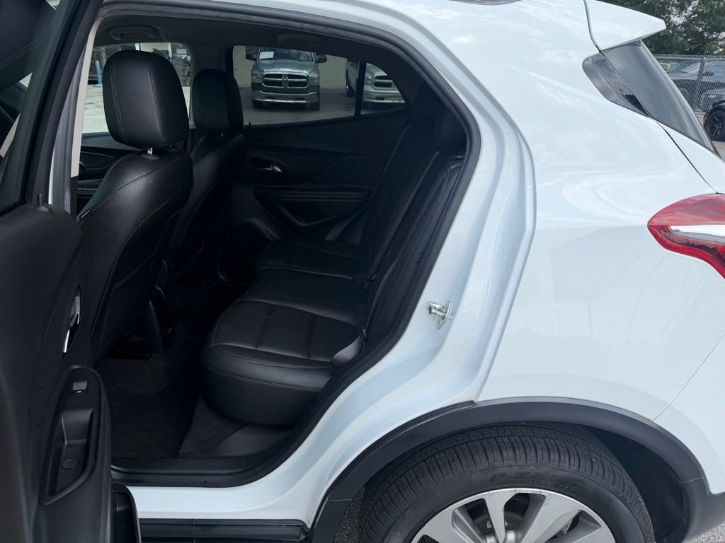 2017 Buick Enclave Image 12
