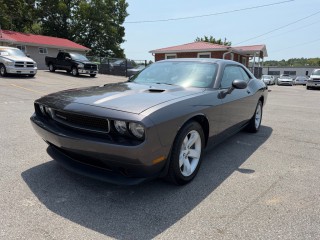 Image for 2014 Dodge Challenger SXT ID: 7604054