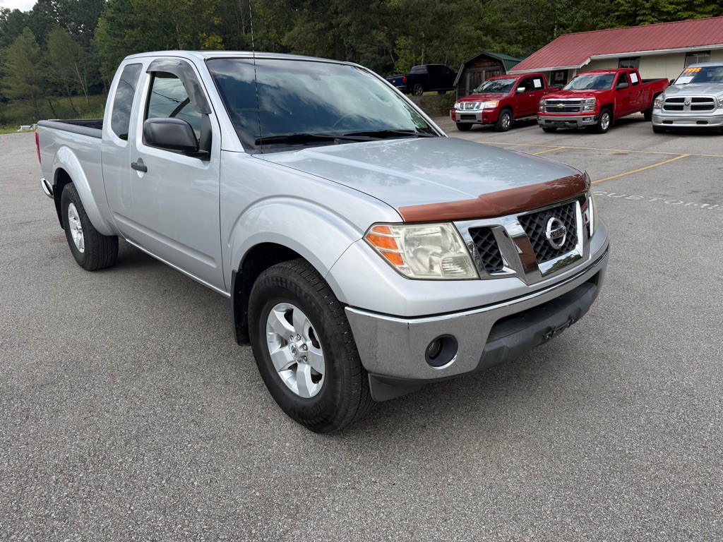 2011 Nissan Frontier Image 3
