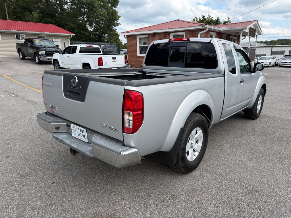 2011 Nissan Frontier Image 5