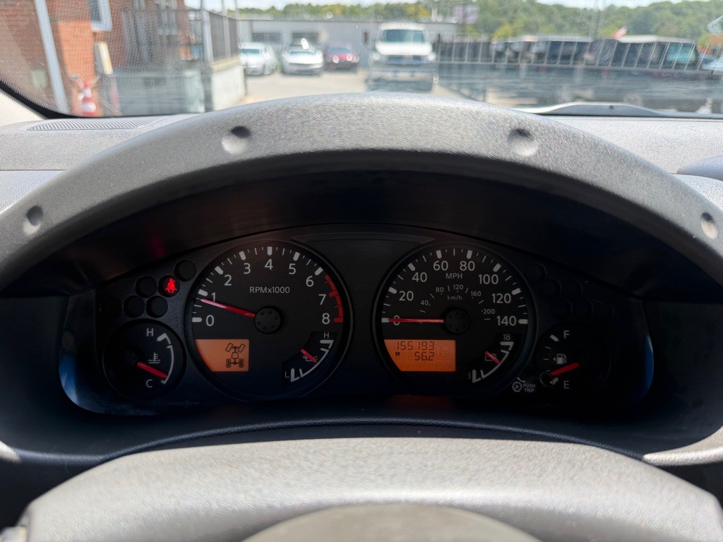 2011 Nissan Frontier Image 15