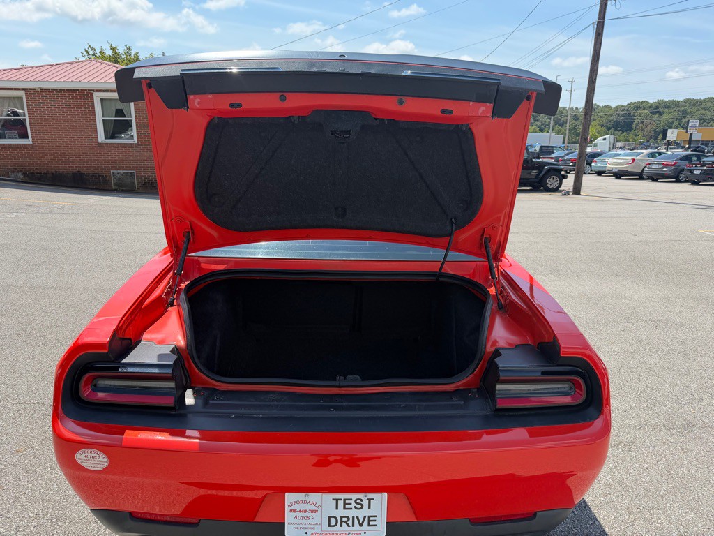 2021 Dodge Challenger Image 13