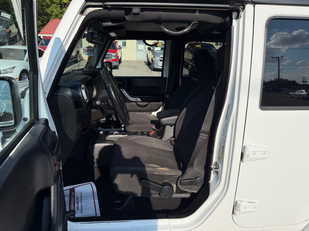 2014 Jeep Wrangler Unlimited Image 10