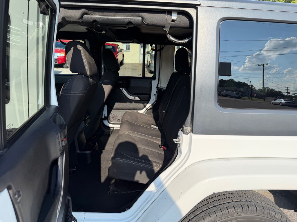 2014 Jeep Wrangler Unlimited Image 12