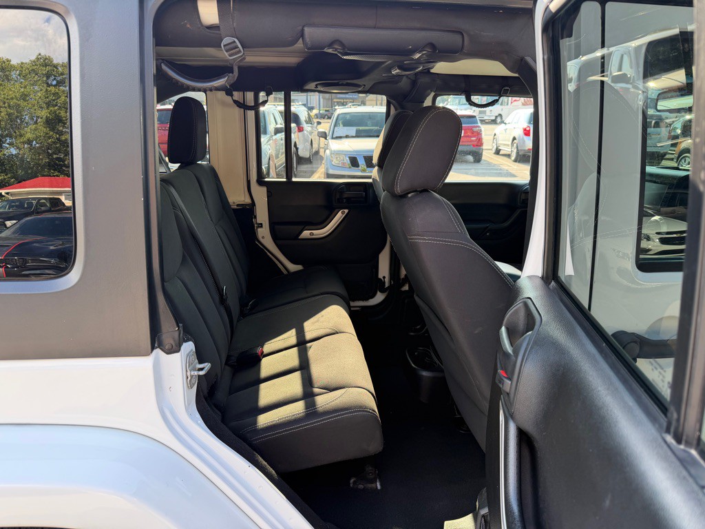2014 Jeep Wrangler Unlimited Image 14