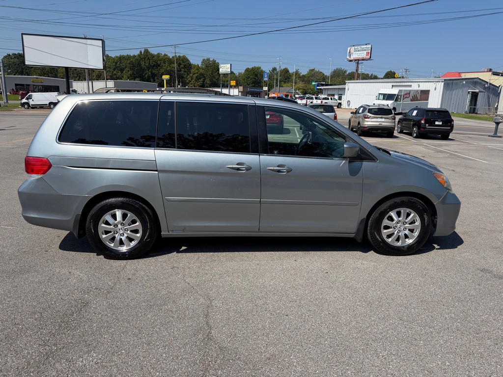 2008 Honda Odyssey Image 4