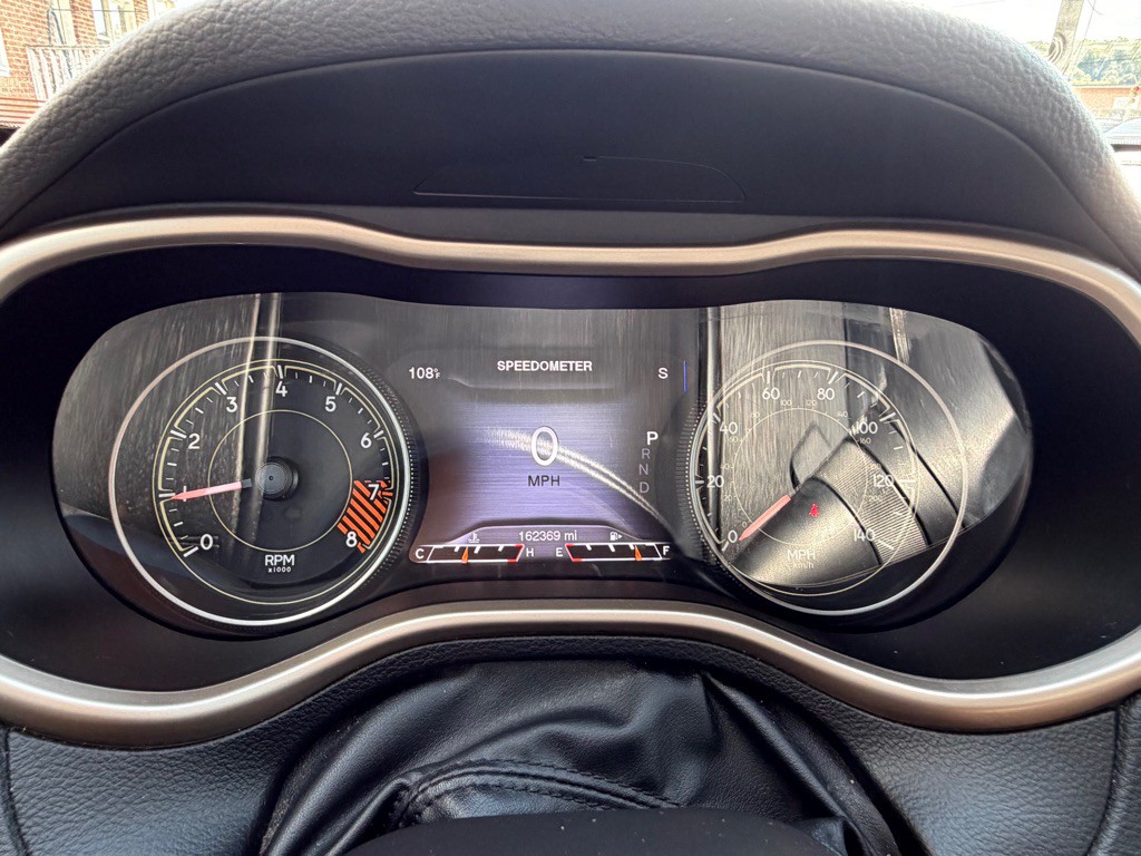 2014 Jeep Cherokee Image 21