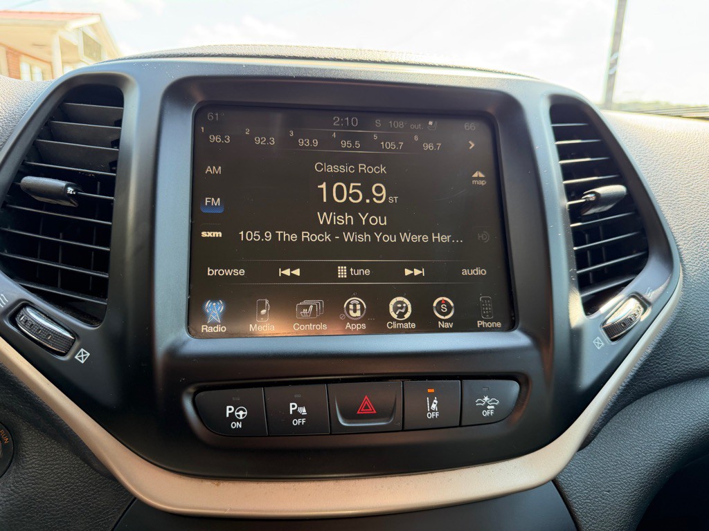 2014 Jeep Cherokee Image 25