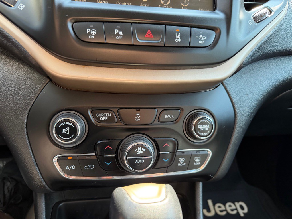 2014 Jeep Cherokee Image 26