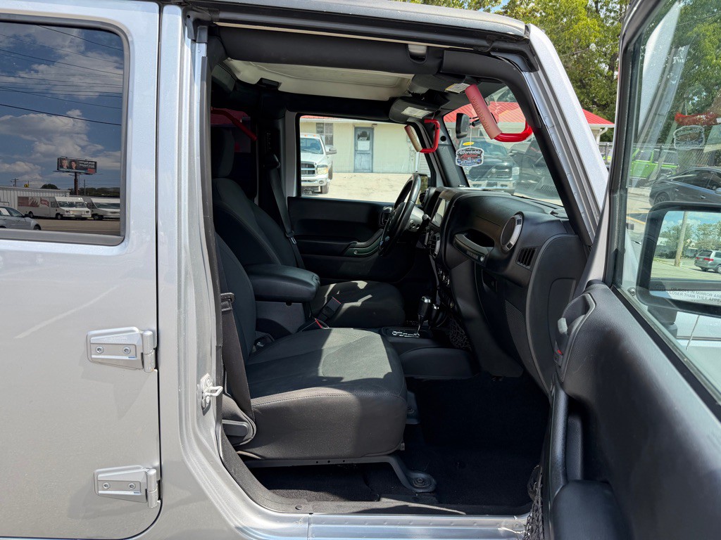 2016 Jeep Wrangler Unlimited Image 16