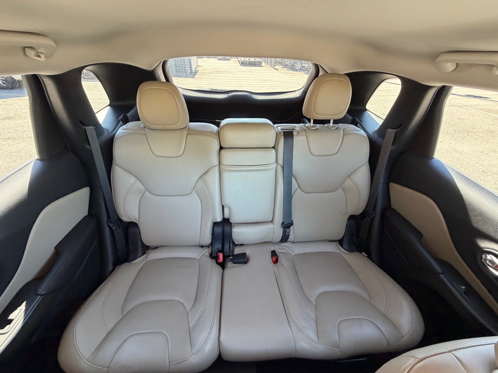 2015 Jeep Cherokee Image 17