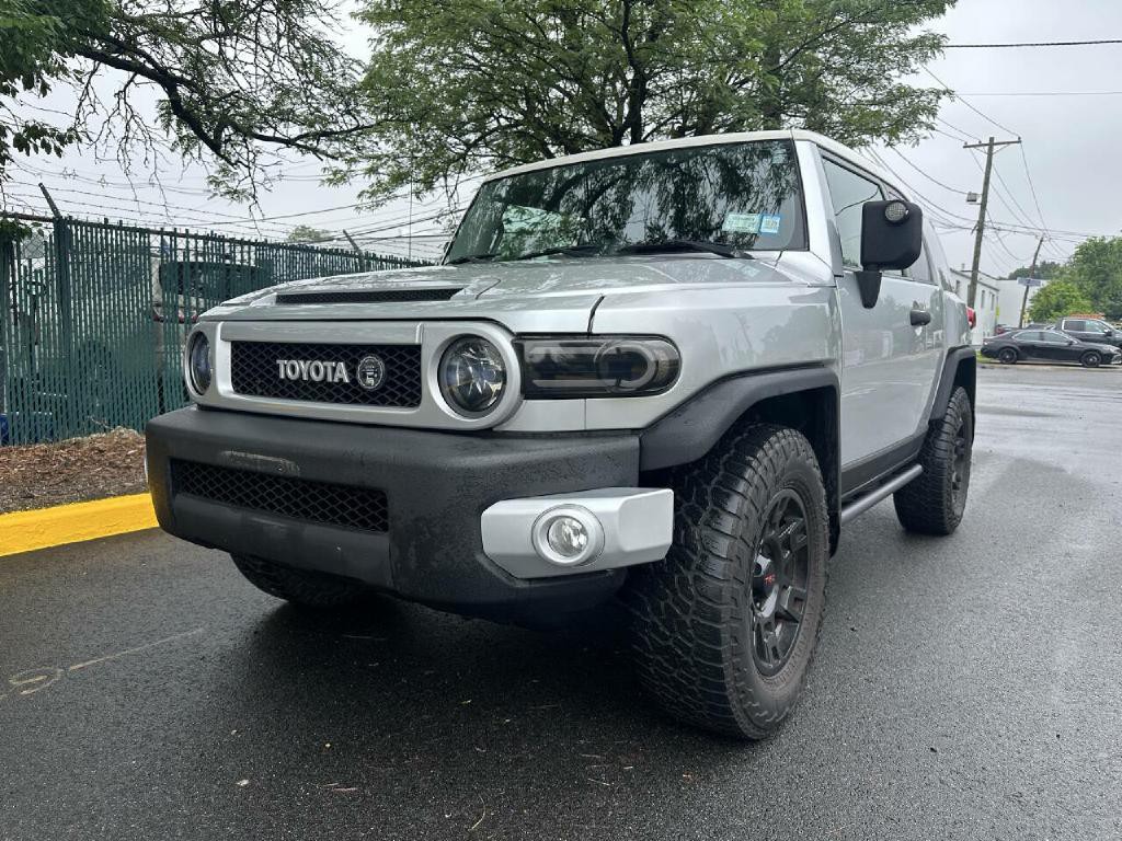 2007 Toyota FJ Cruiser Image 2