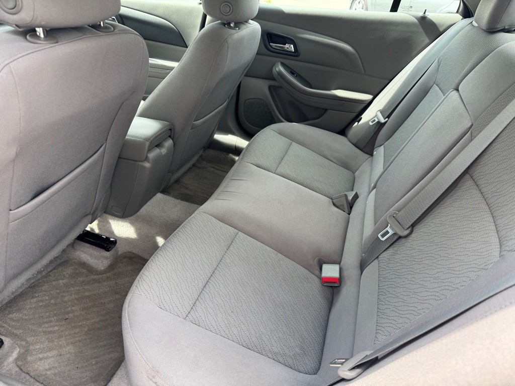 2013 Chevrolet Malibu Image 3