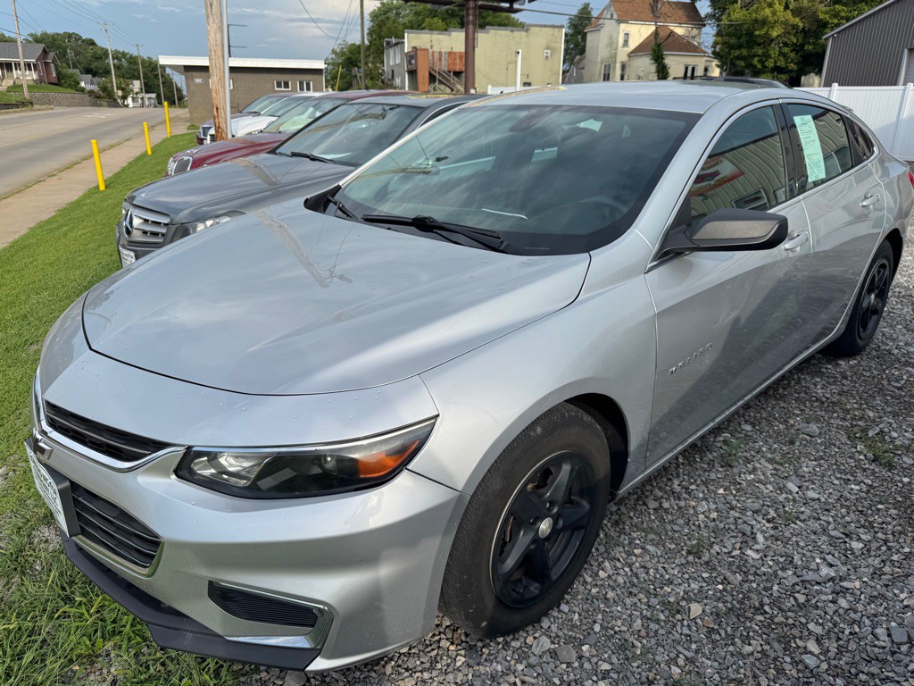 2016 Chevrolet Malibu Image 8