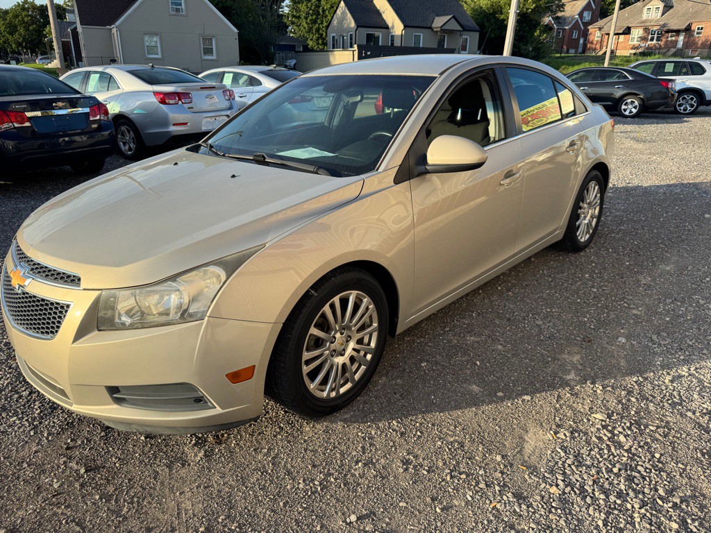 2011 Chevrolet Cruze Image 3