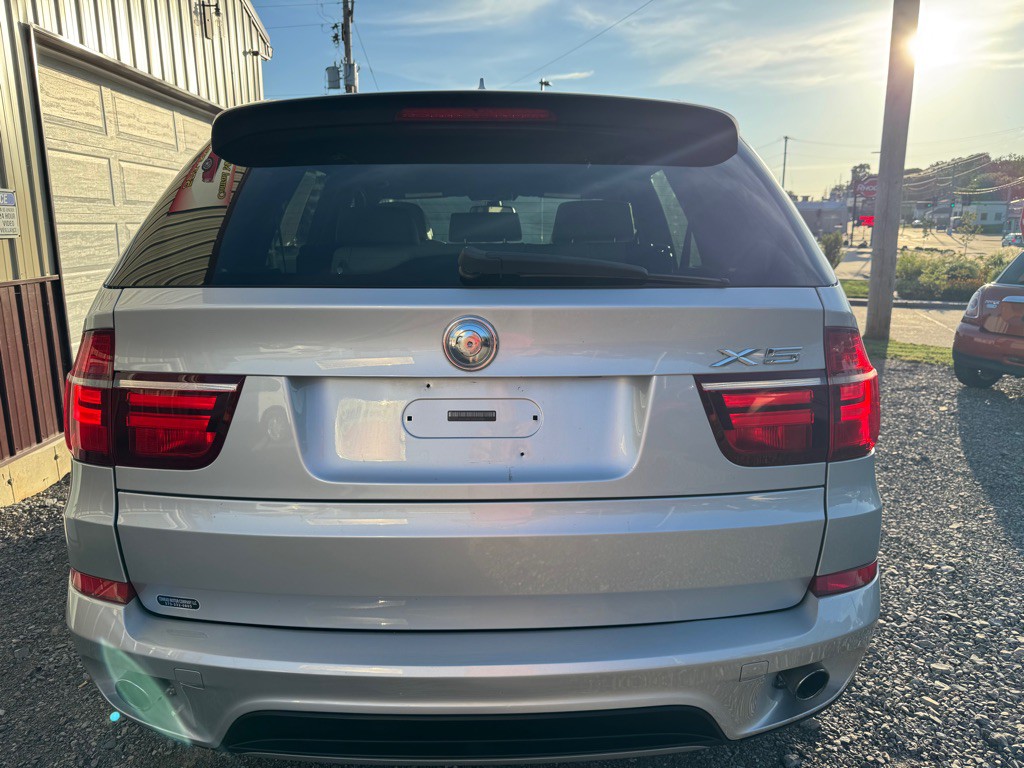 2011 BMW X5 Image 7