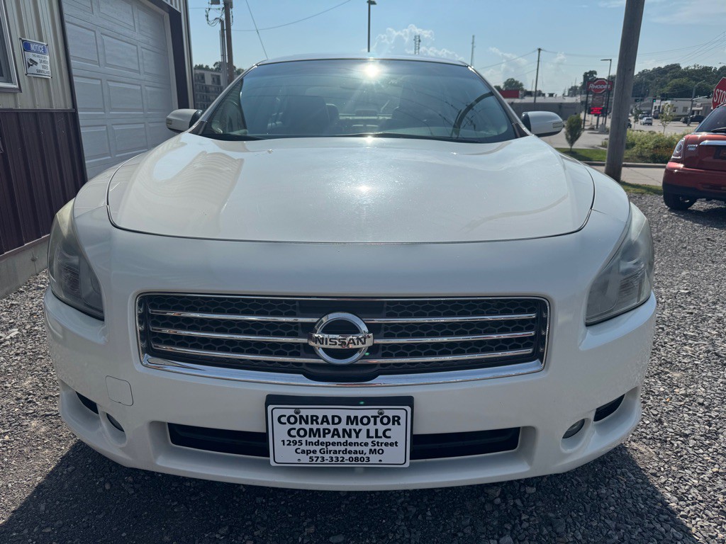 2011 Nissan Maxima Image 4
