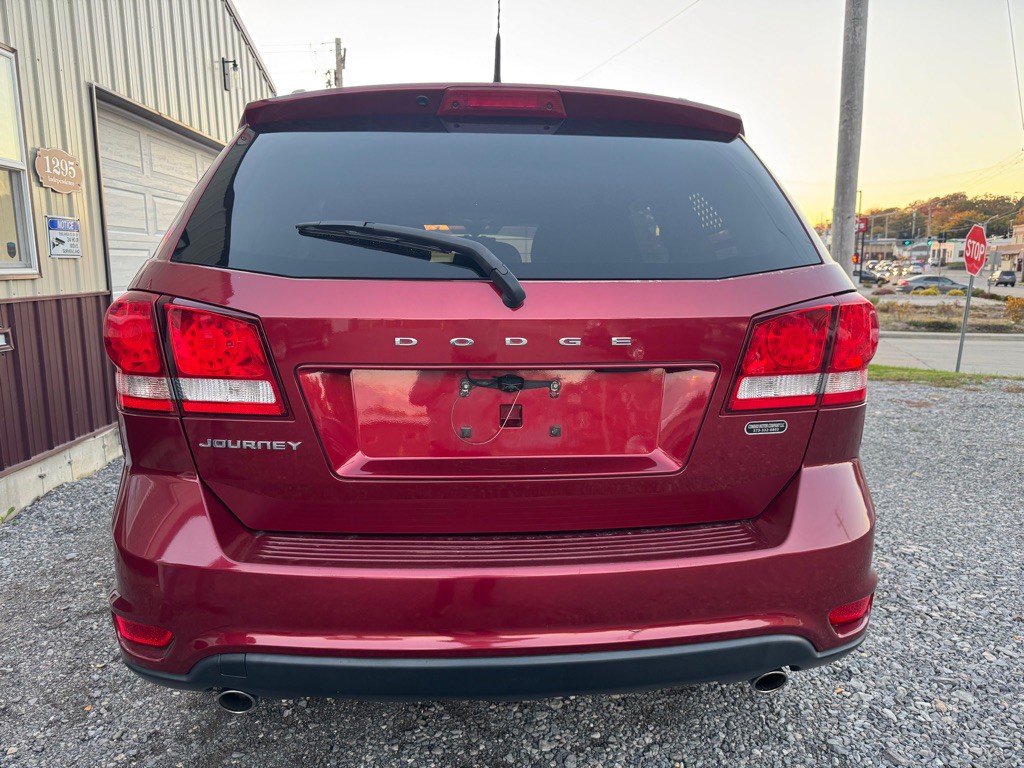 2011 Dodge Journey Image 4