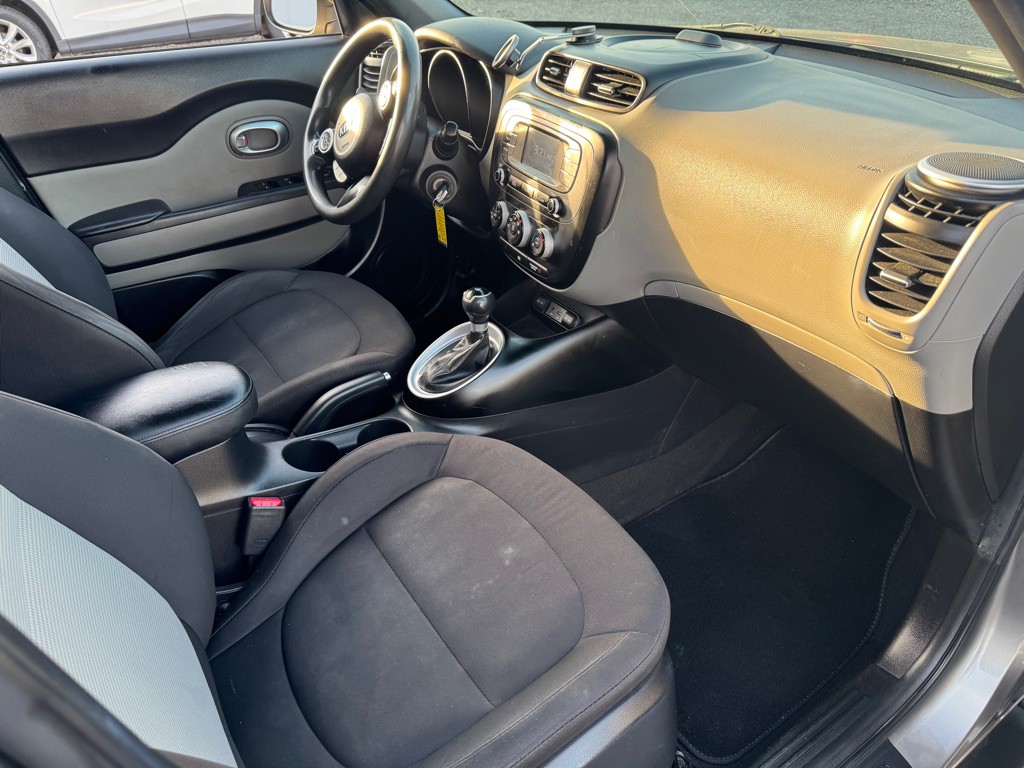 2016 Kia Soul Image 3