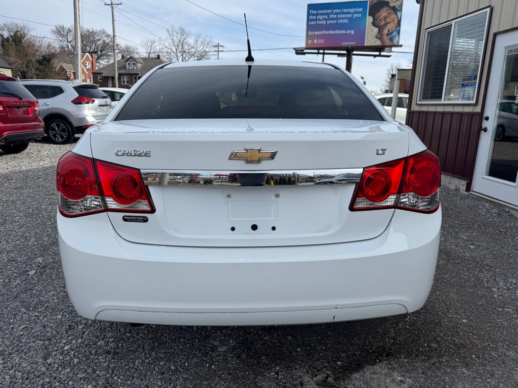 2013 Chevrolet Cruze Image 3