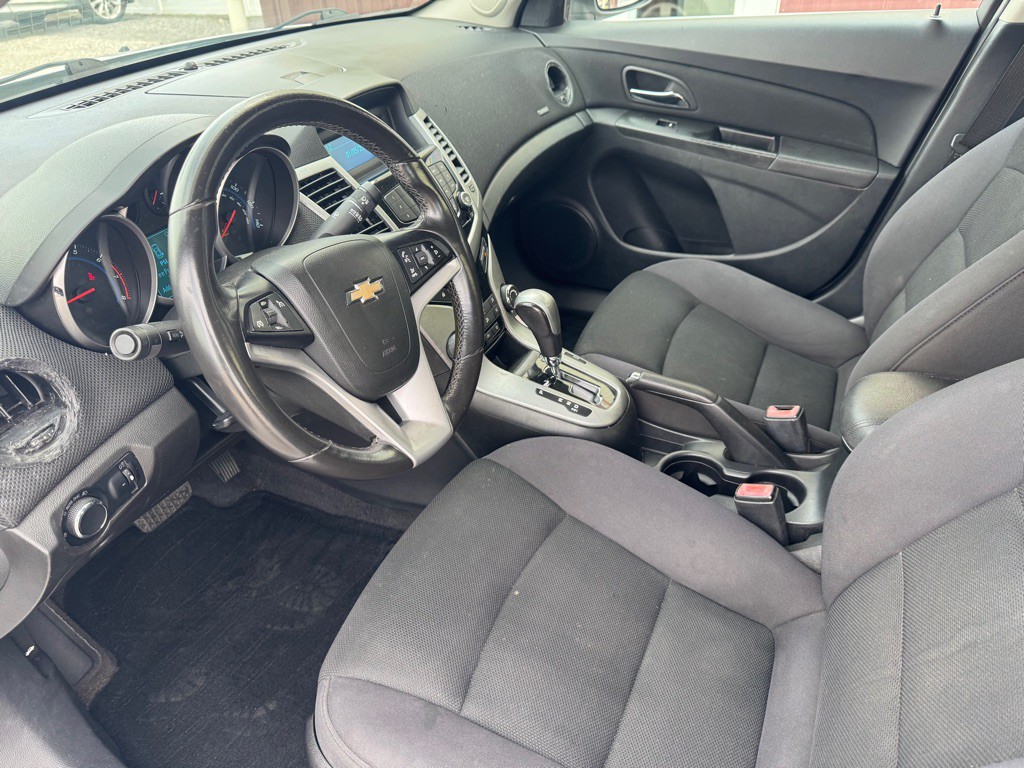 2013 Chevrolet Cruze Image 5