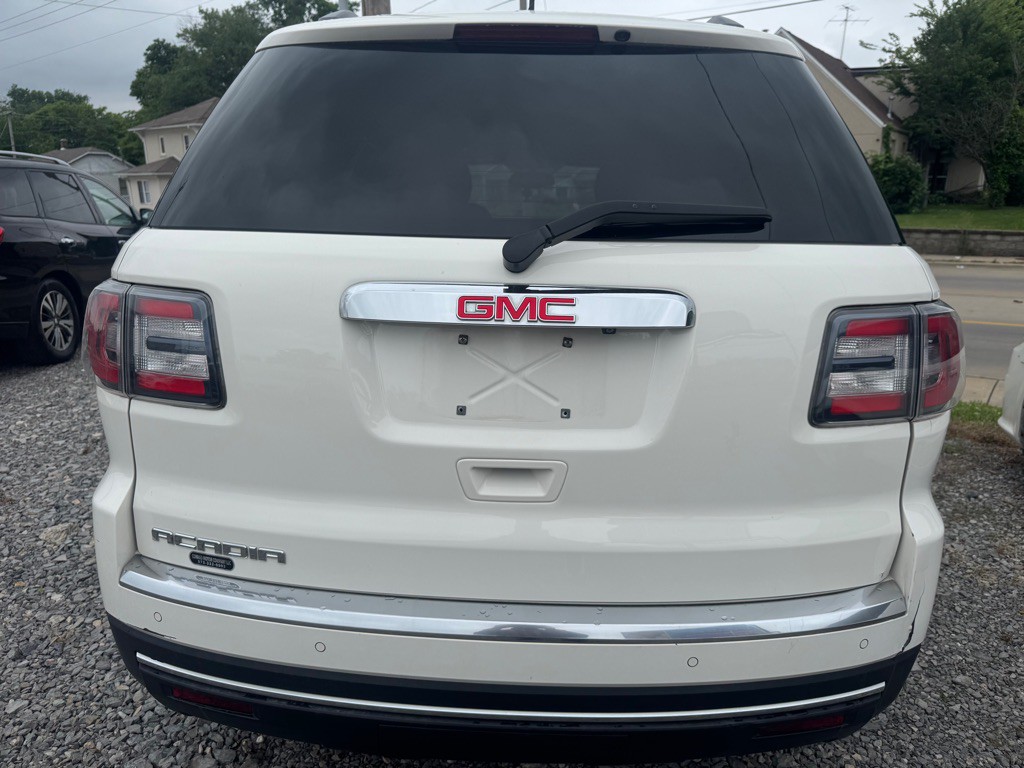 2015 GMC Acadia Image 3