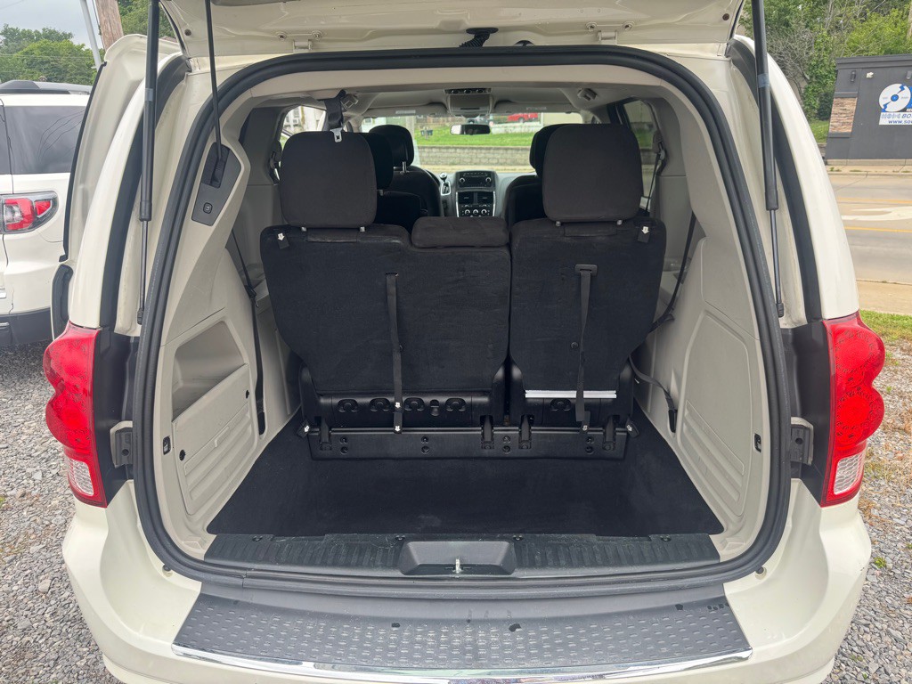 2013 Dodge Grand Caravan Image 14