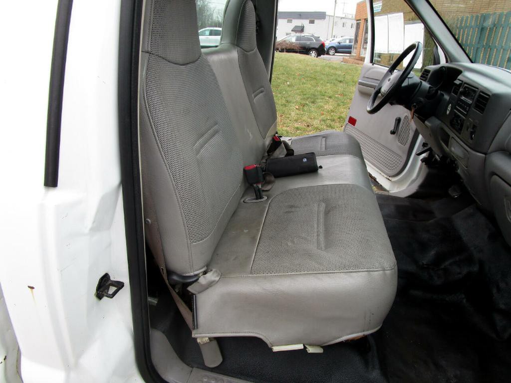 2000 Ford F-250 Image 29