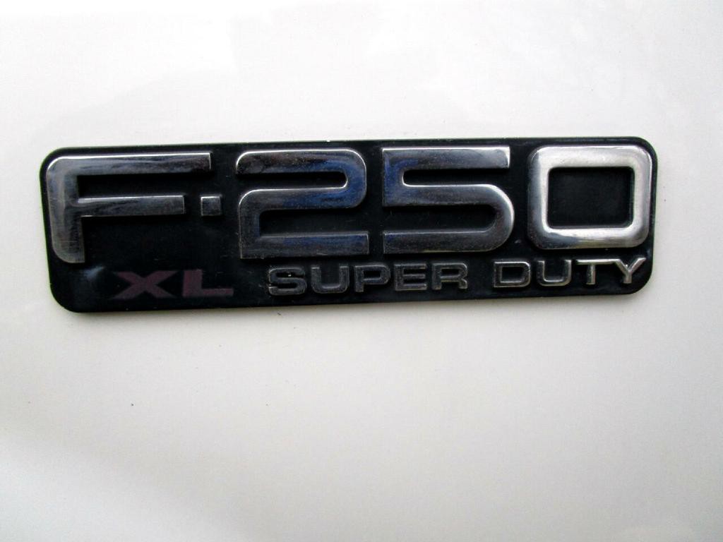 2000 Ford F-250 Image 36