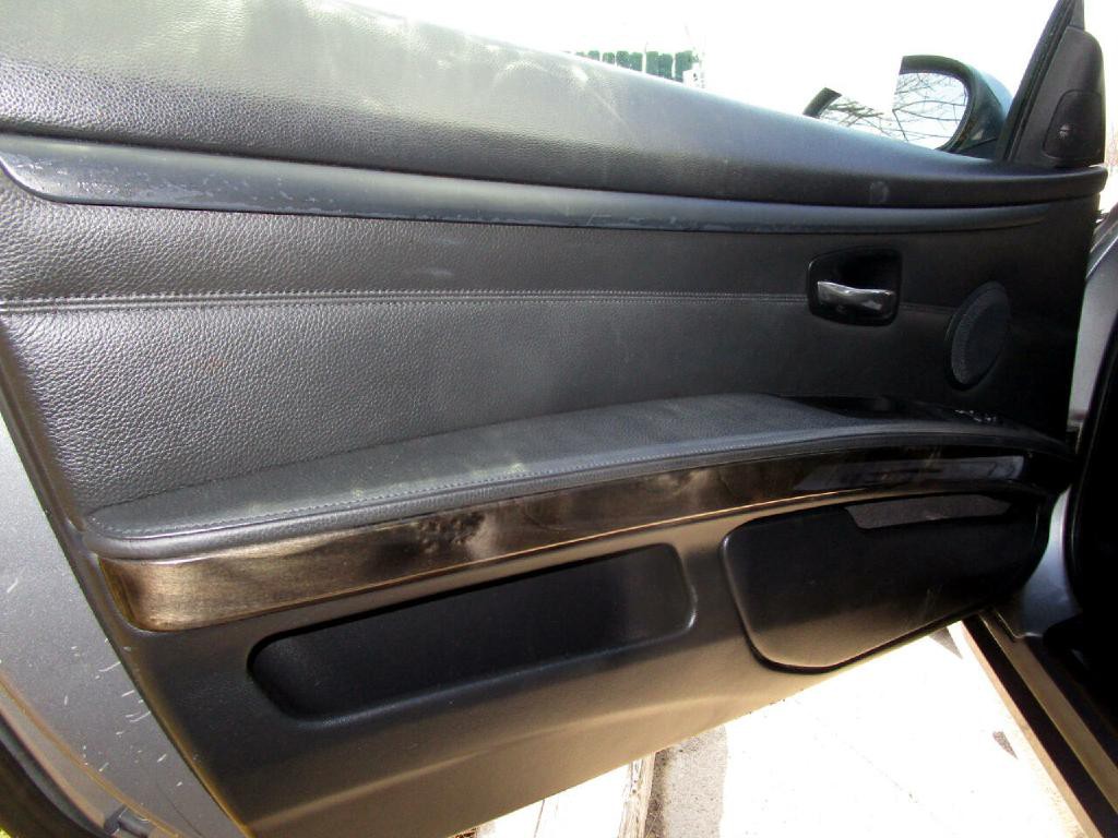 2008 BMW 3 Series Image 17