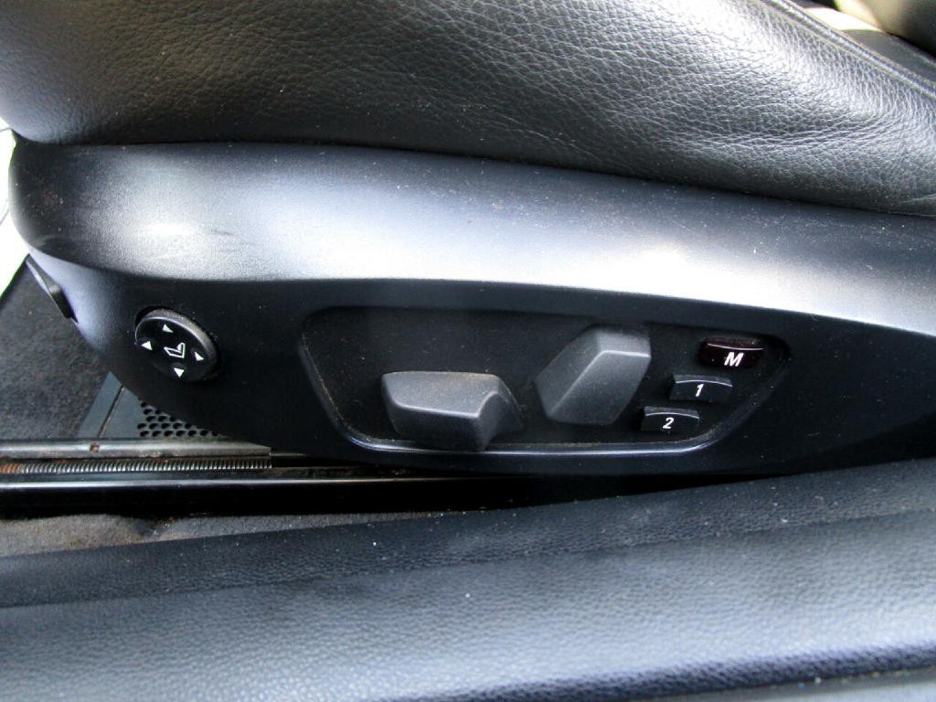 2008 BMW 3 Series Image 18