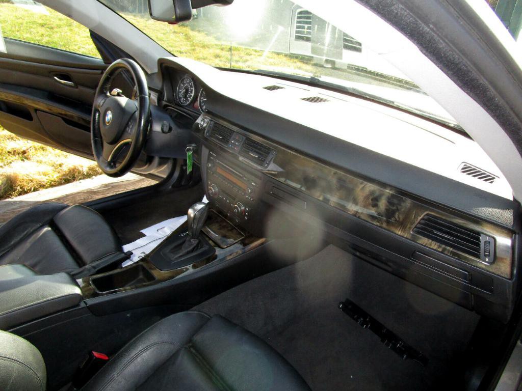 2008 BMW 3 Series Image 35