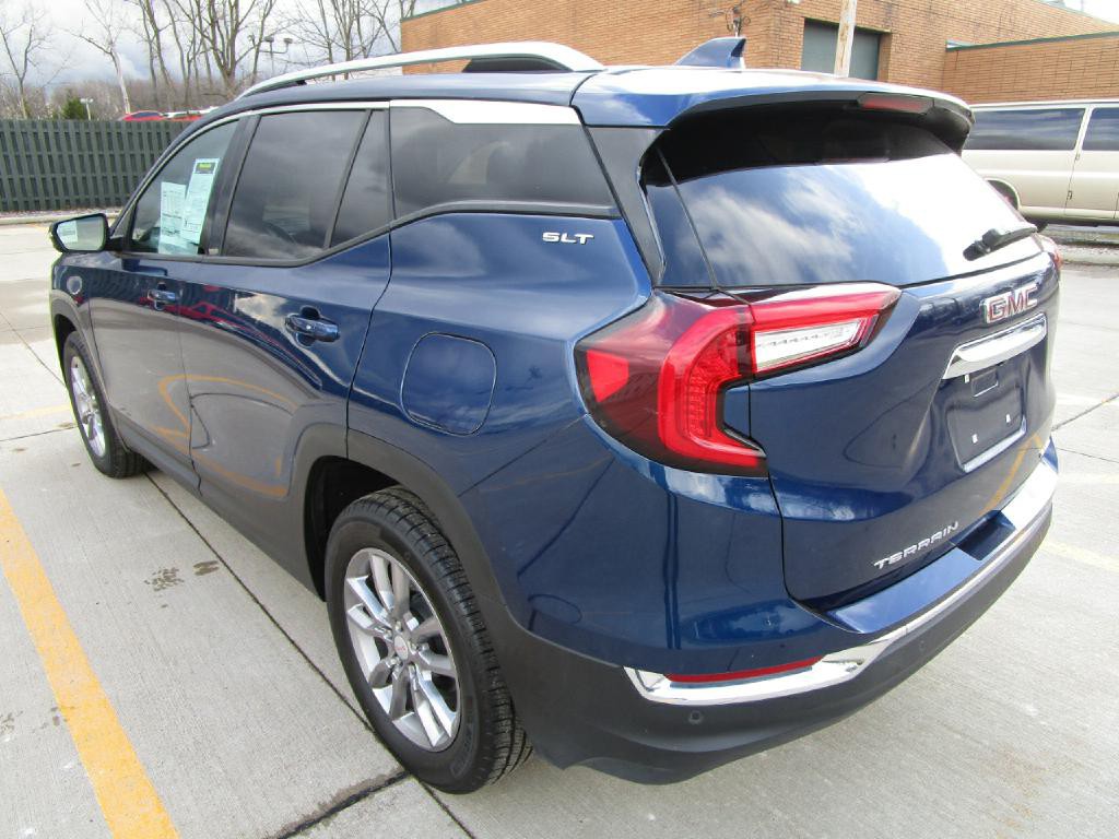 2022 GMC Terrain Image 10