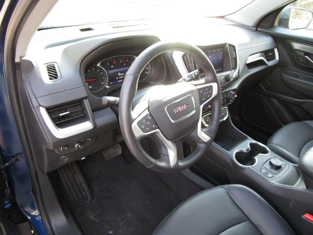 2022 GMC Terrain Image 16