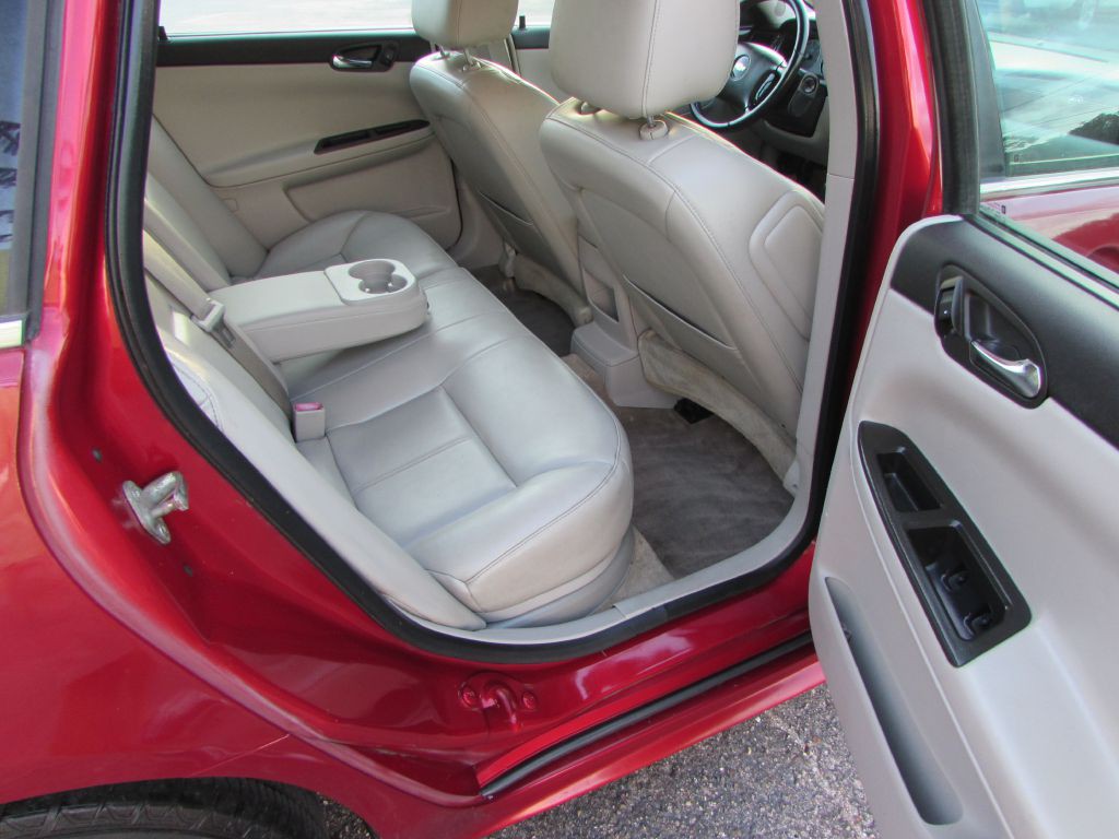 2014 Chevrolet Impala Image 16