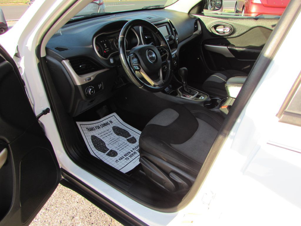 2018 Jeep Cherokee Image 6