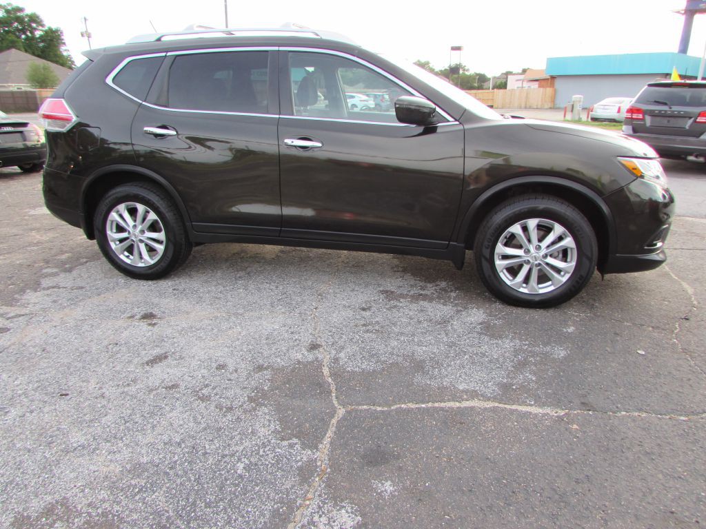 2016 Nissan Rogue Image 25