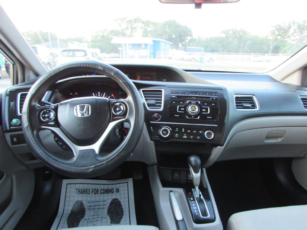 2013 Honda Civic Image 9