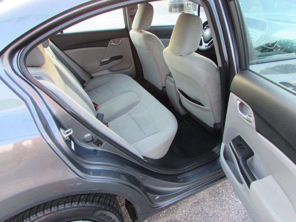 2013 Honda Civic Image 15
