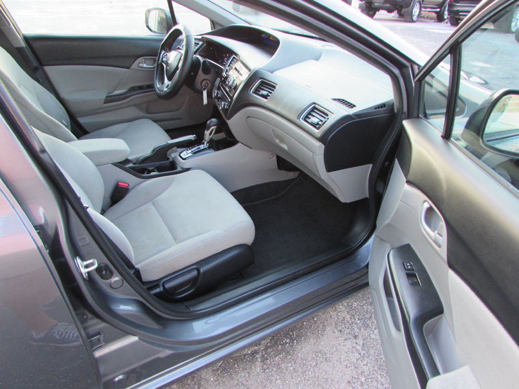 2013 Honda Civic Image 17