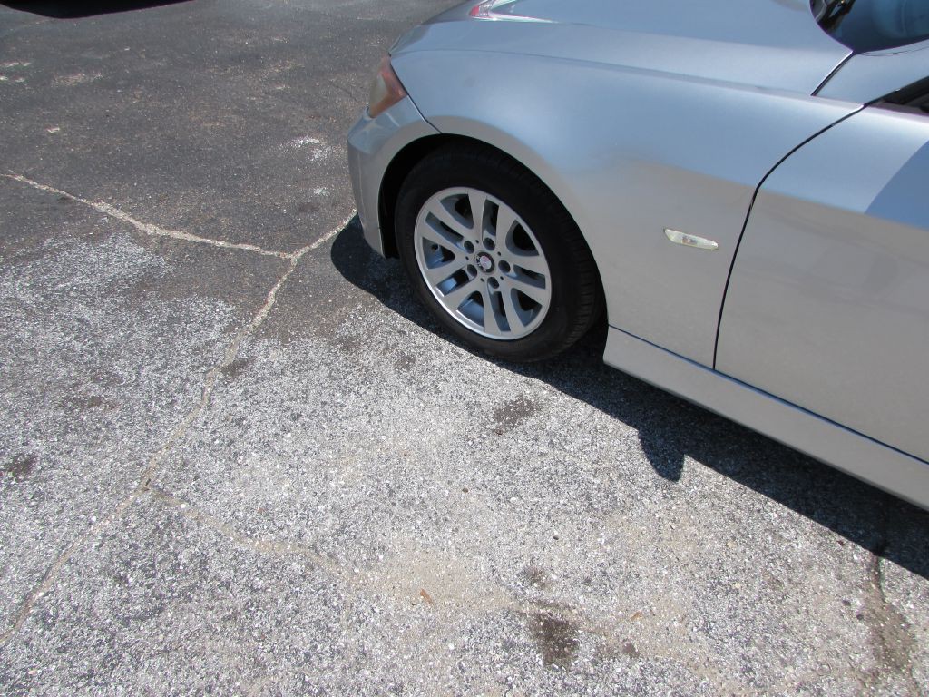 2007 BMW 3 Series Image 2
