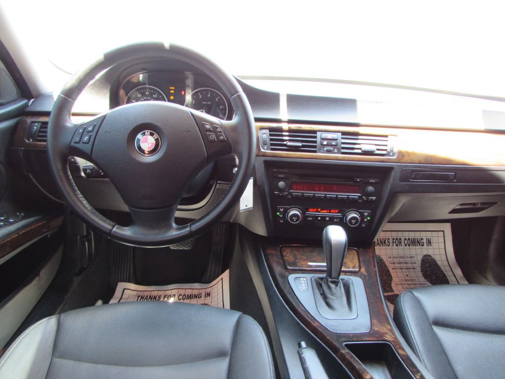 2007 BMW 3 Series Image 9
