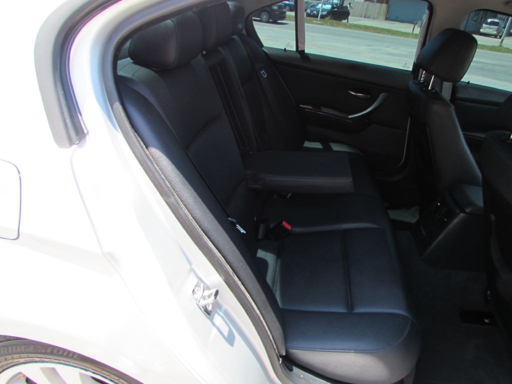 2007 BMW 3 Series Image 14