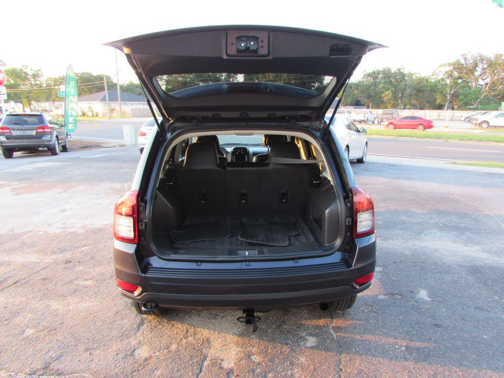 2014 Jeep Compass Image 12