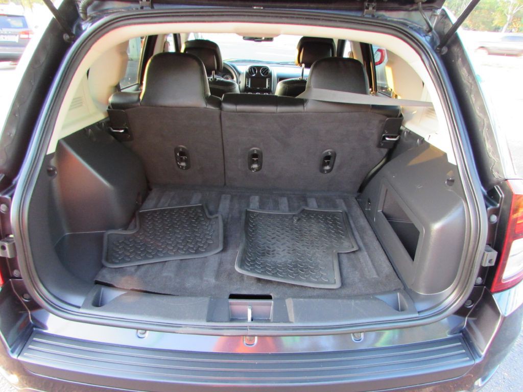 2014 Jeep Compass Image 13