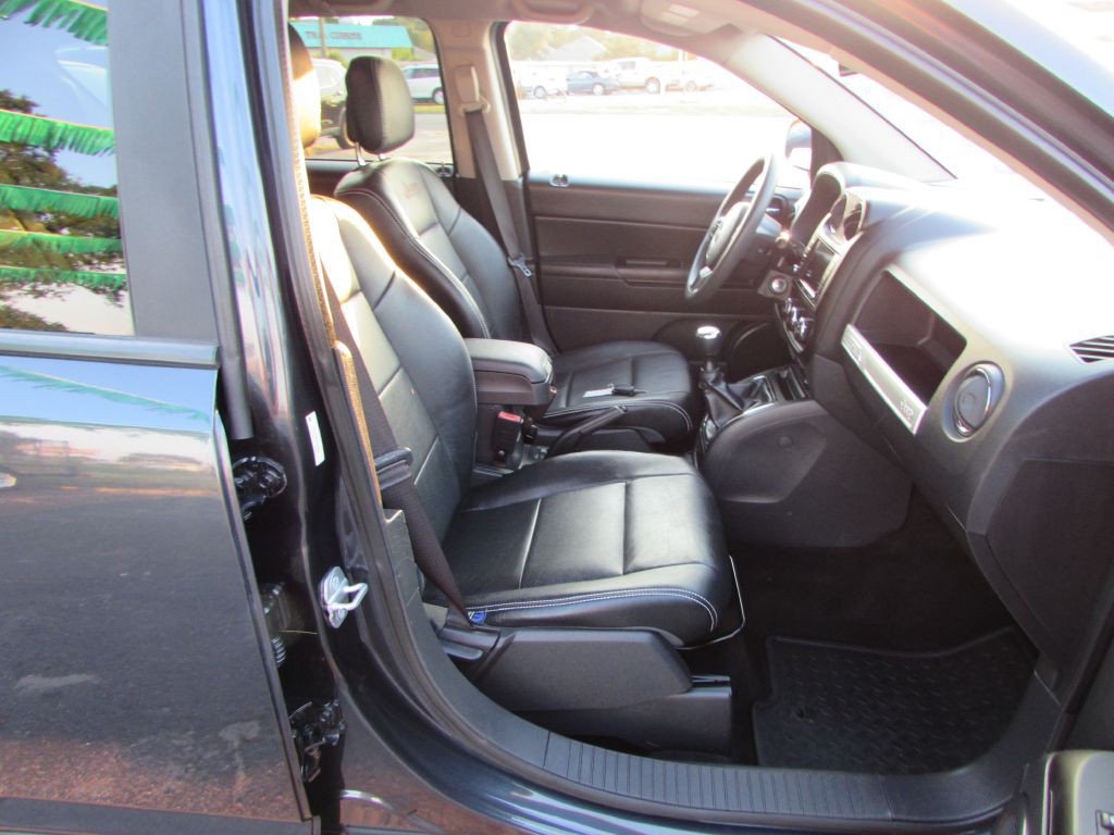 2014 Jeep Compass Image 18
