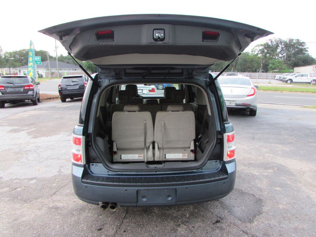 2010 Ford Flex Image 9