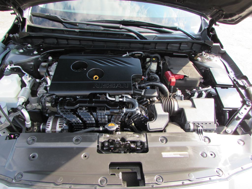 2020 Nissan Altima Image 23