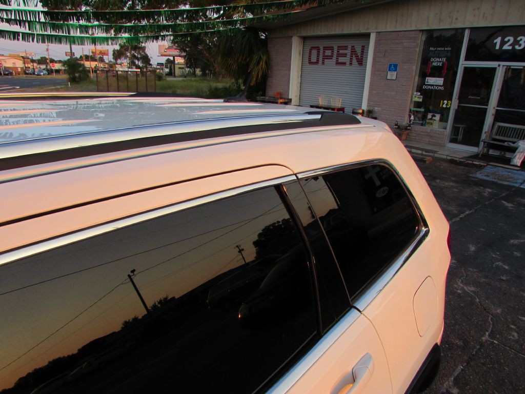 2011 Jeep Grand Cherokee Image 5